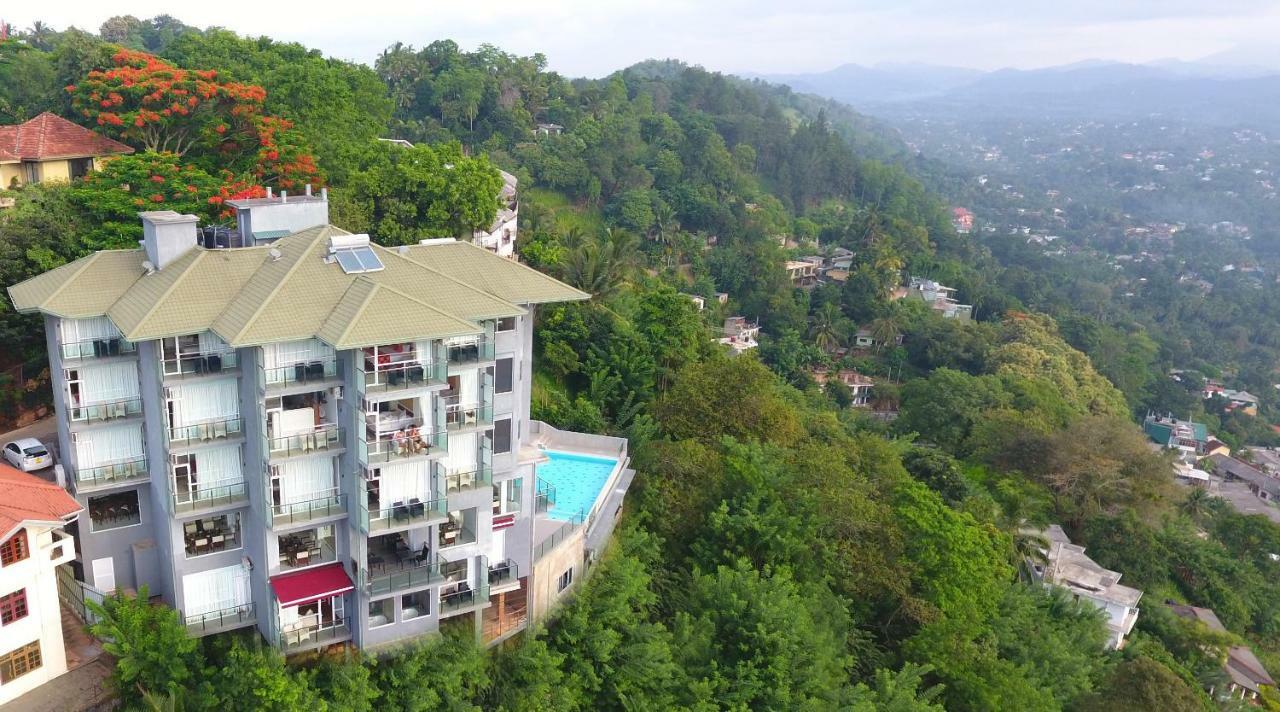 Mount Blue Kandy Otel Dış mekan fotoğraf